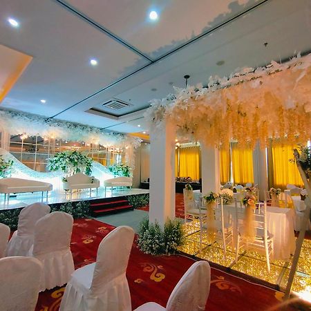 Sindoro Hotel Cilacap By Conary Exterior photo