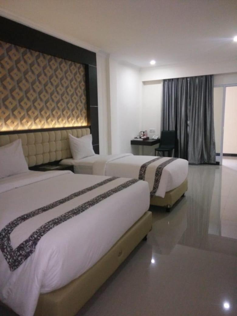 Sindoro Hotel Cilacap By Conary Exterior photo